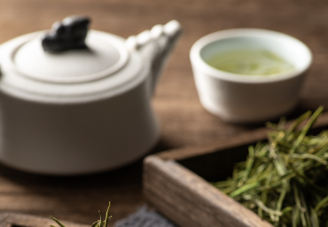 不靠重口味，也能卖得久的白茶方向