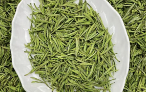 把白茶当成“常喝茶”的那种生意